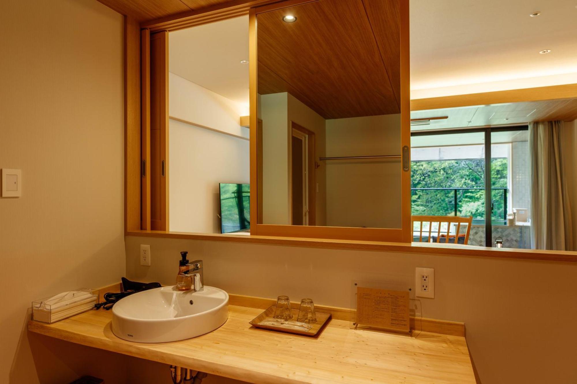 Sakunami Onsen Yuzukushi Salon Ichinobo เซนได ภายนอก รูปภาพ