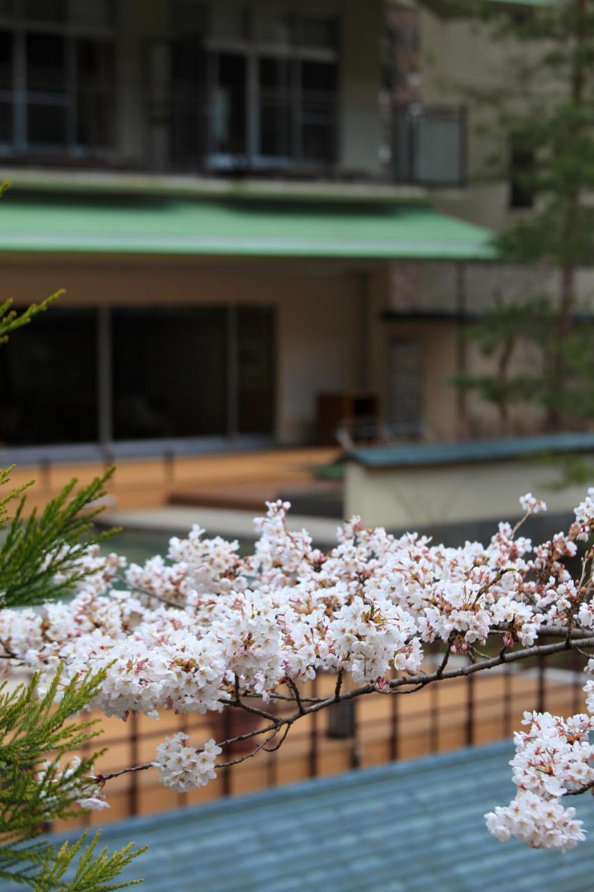 Sakunami Onsen Yuzukushi Salon Ichinobo เซนได ภายนอก รูปภาพ