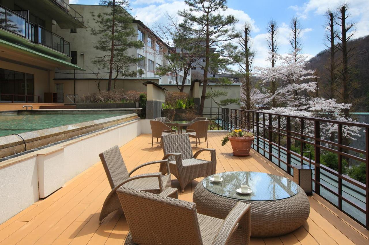 Sakunami Onsen Yuzukushi Salon Ichinobo เซนได ภายนอก รูปภาพ